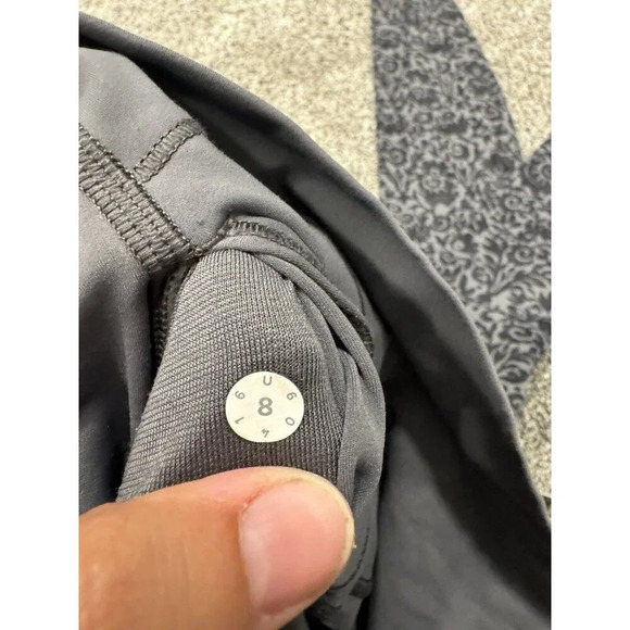 Lululemon Wunder Under Pant (Hi-Rise) Ooh-la-lace Wunder Under size 8 EUC - Picture 5 of 6